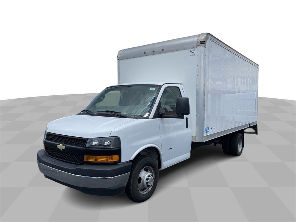 2019 Chevrolet Express 3500 Work Van Cutaway